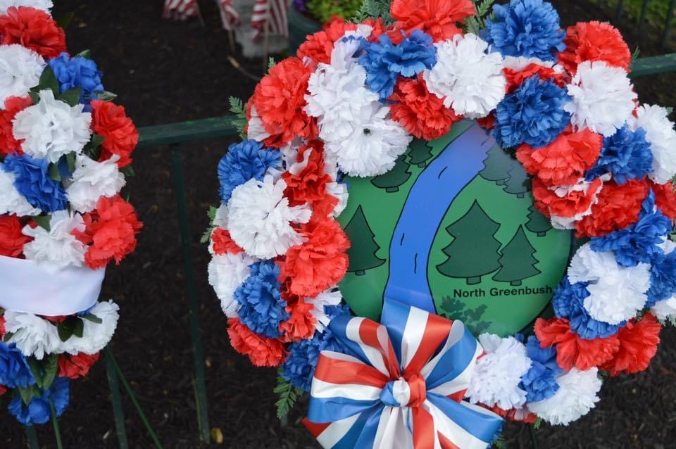 Wreaths around Town Seal